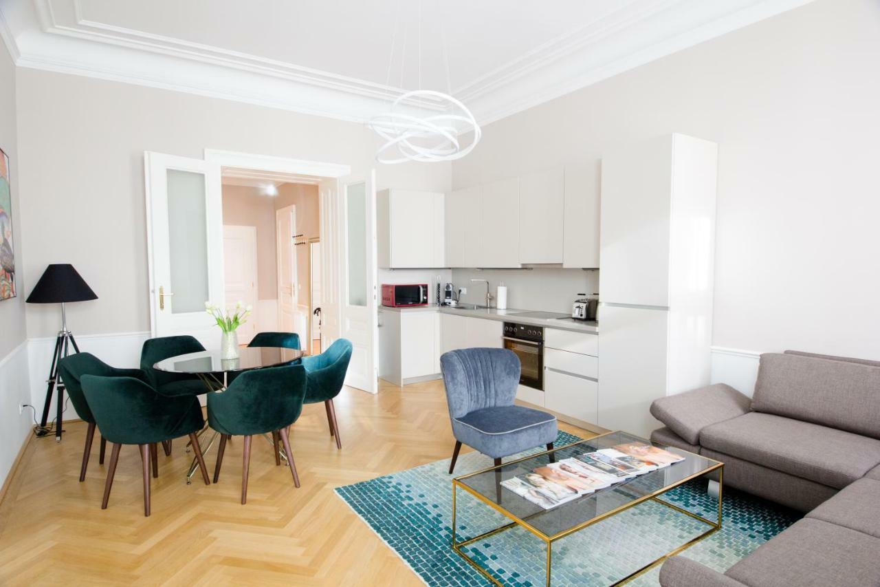 Studio Apartments Urania - Mai'S Apartments Viena Exterior foto