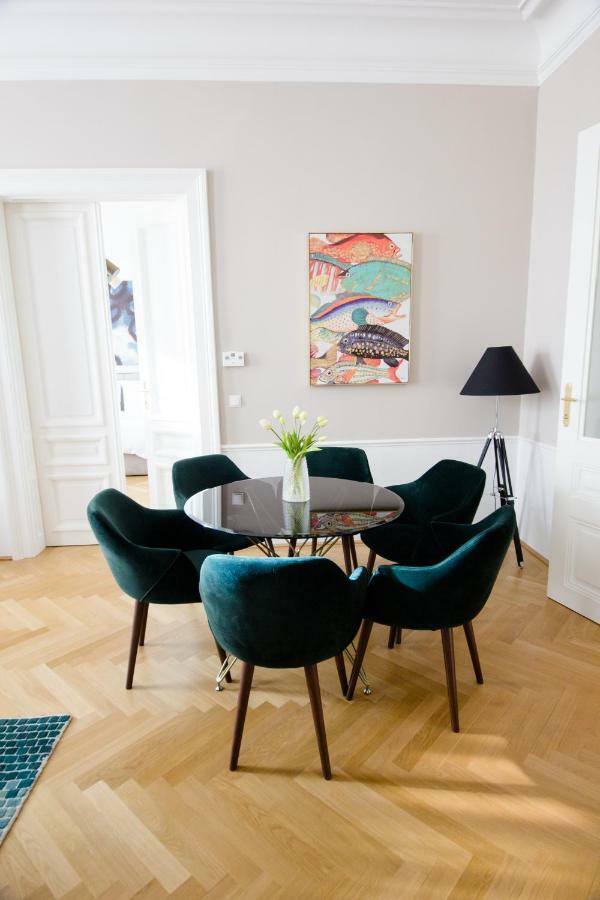 Studio Apartments Urania - Mai'S Apartments Viena Exterior foto